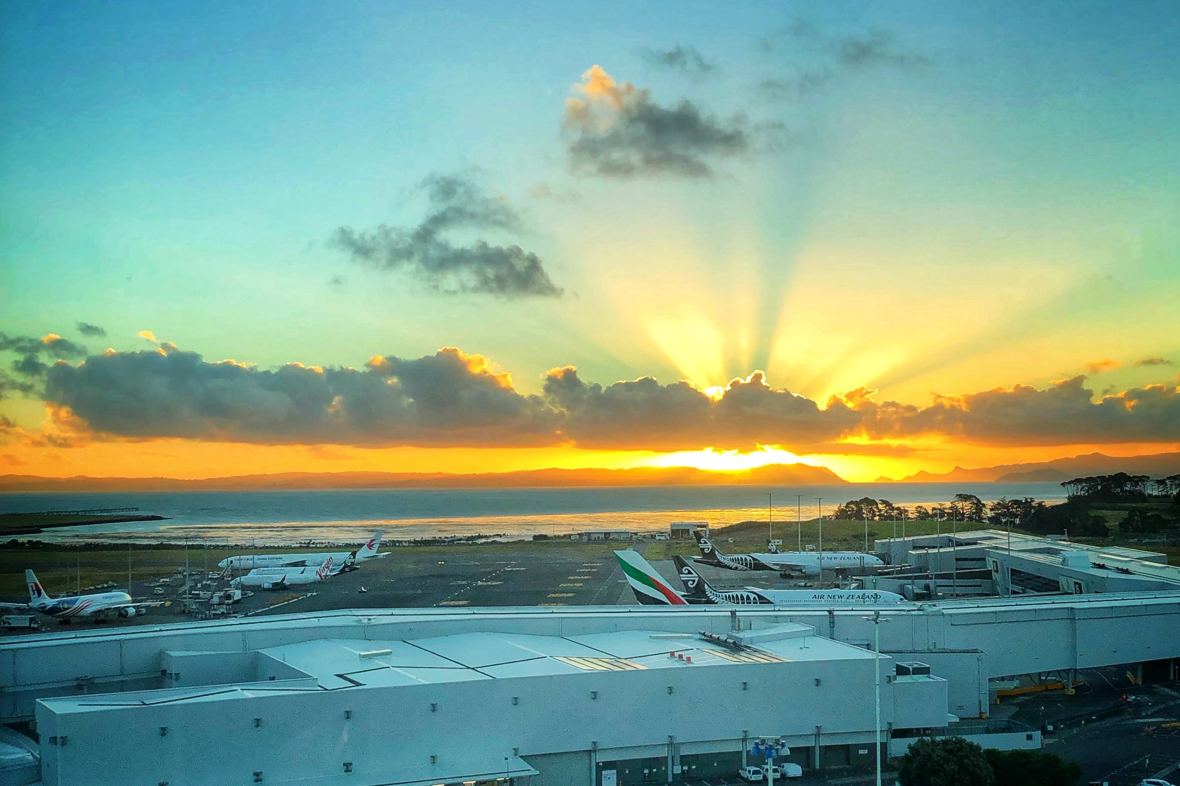 Auckland_Airport[1].webp